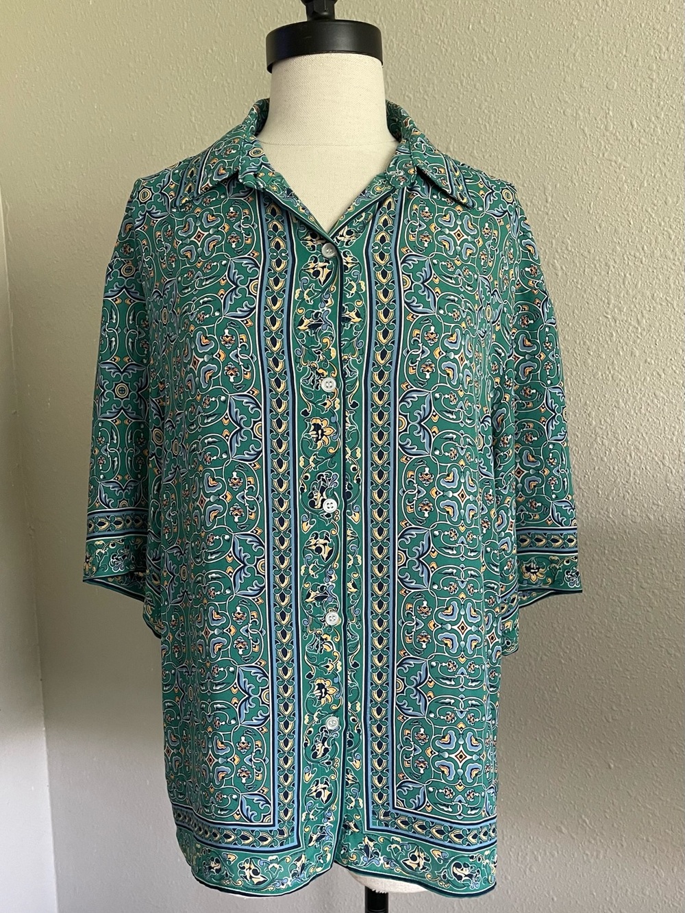 Max Studio Green Floral Print Top